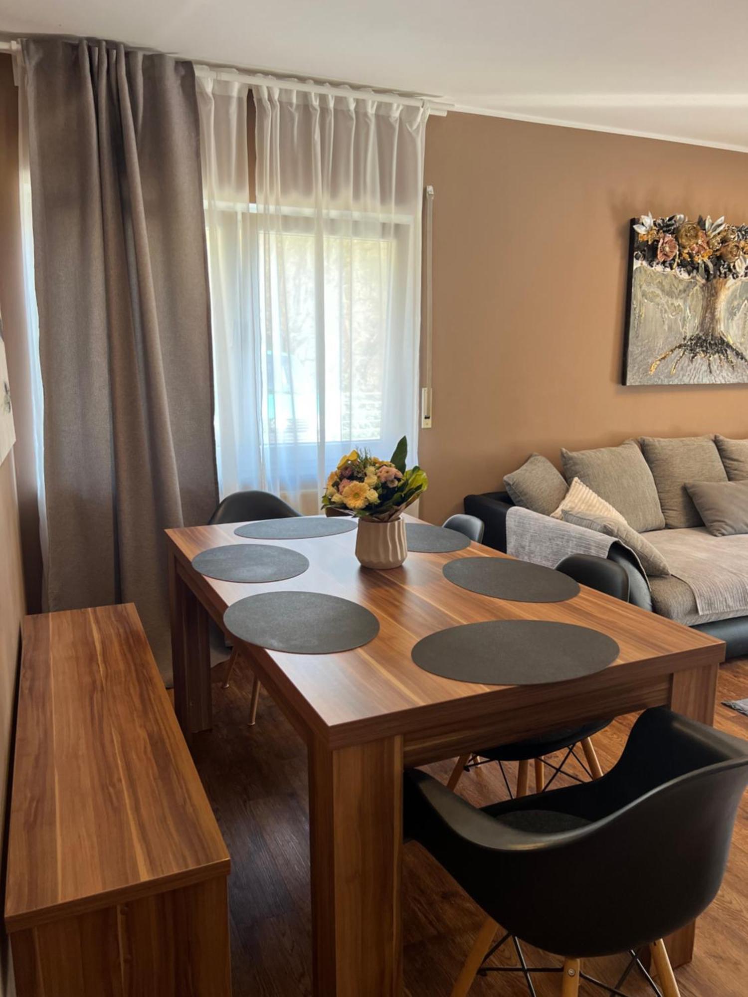 Charmante Ferienwohnung Limburg Лимбург-ан-дер-Лан Экстерьер фото