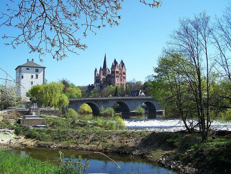 Charmante Ferienwohnung Limburg Лимбург-ан-дер-Лан Экстерьер фото
